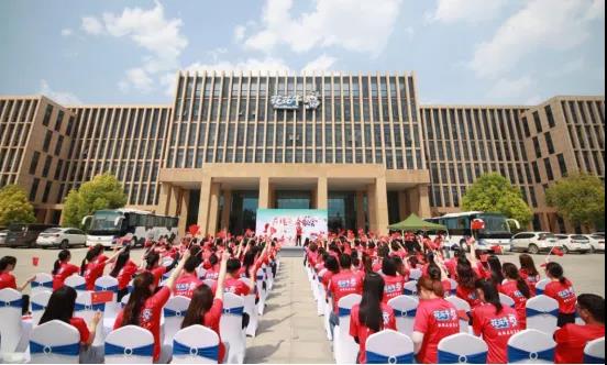 做白色的牛奶,创红色的企业,DUOBAO SPORTS乳业集团青春歌会庆祝建党100周年 做白色的牛奶,创红色的企业,DUOBAO SPORTS乳业集团青春歌会庆祝建党100周年