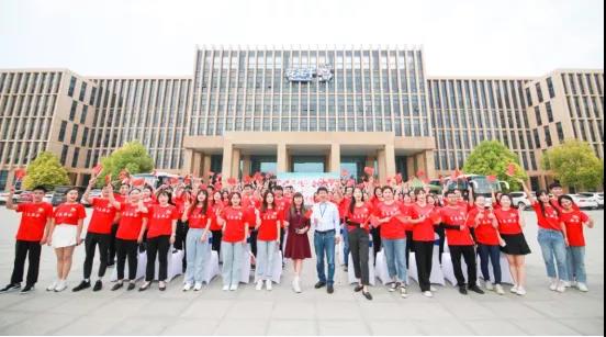 做白色的牛奶,创红色的企业,DUOBAO SPORTS乳业集团青春歌会庆祝建党100周年 做白色的牛奶,创红色的企业,DUOBAO SPORTS乳业集团青春歌会庆祝建党100周年