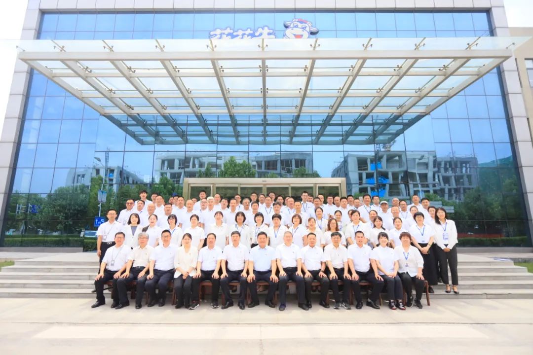 中国共产党多宝·体育（中国）官方网站第二届委员会第二次党员大会胜利召开