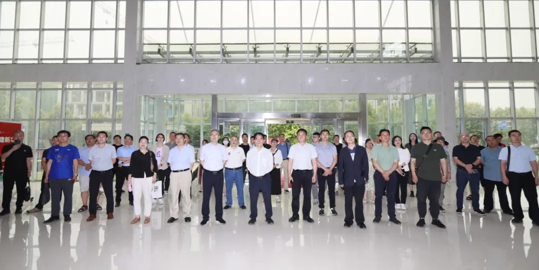 DUOBAO SPORTS丨中国人民大学河南校友会莅临DUOBAO SPORTS参观座谈