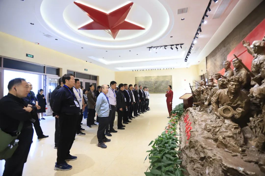 传承红色基因·践行初心使命 | DUOBAO SPORTS乳业集团党务干部赴河南大别山干部学院开展综合素质提升教育培训 传承红色基因·践行初心使命 | DUOBAO SPORTS乳业集团党务干部赴河南大别山干部学院开展综合素质提升教育培训