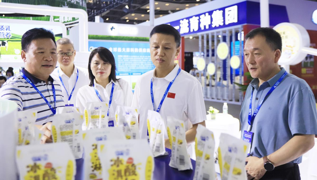 启航新征程 点亮新赛道丨DUOBAO SPORTS乳业集团参加第十四届中国奶业大会暨D20峰会，荣获“中国乳制品生产企业现代化等级5A级”评定殊荣