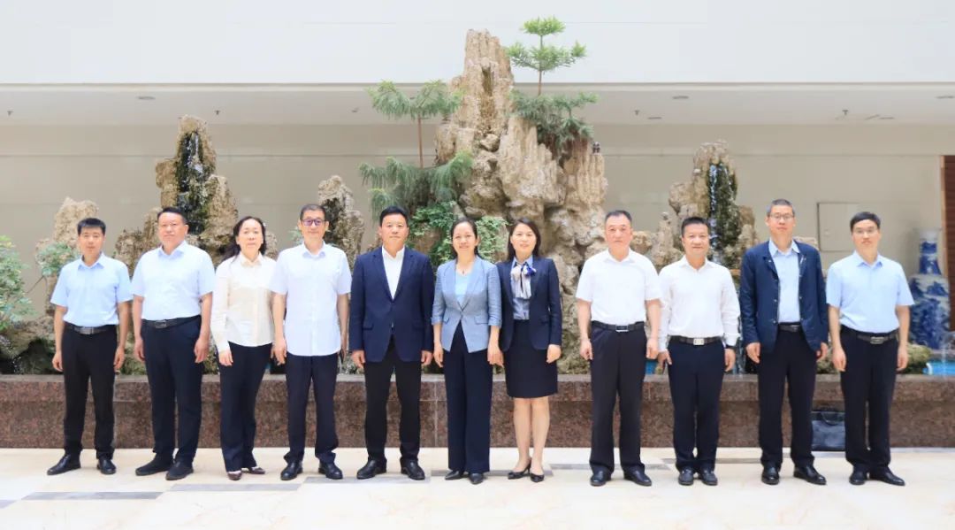 扬帆起航 谱写绚丽新篇章 | DUOBAO SPORTS乳业集团新一届董事会成立并召开中高层以上领导干部会议 扬帆起航 谱写绚丽新篇章 | DUOBAO SPORTS乳业集团新一届董事会成立并召开中高层以上领导干部会议