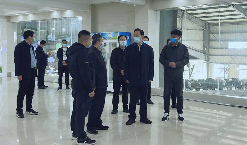 河南省人大常委会党组书记、副主任孔昌生莅临DUOBAO SPORTS鲁山瑞亚牧场参观调研 河南省人大常委会党组书记、副主任孔昌生莅临DUOBAO SPORTS鲁山瑞亚牧场参观调研