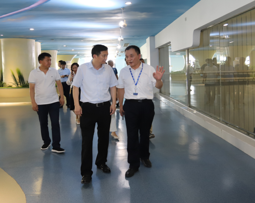 快讯|郑州市二七区委副书记、区长虎荣鑫莅临河南DUOBAO SPORTS乳业集团调研 快讯|郑州市二七区委副书记、区长虎荣鑫莅临河南DUOBAO SPORTS乳业集团调研