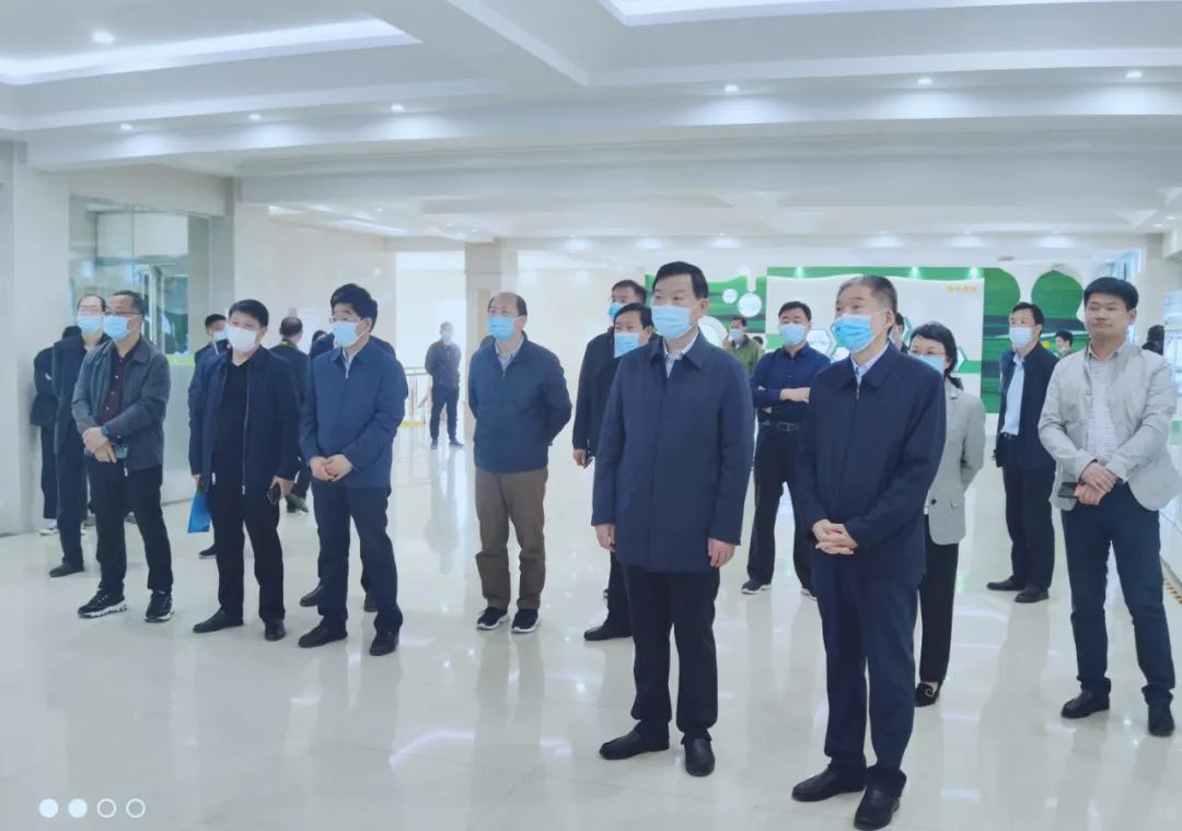 平顶山市人大常委会主任张明新莅临 DUOBAO SPORTS鲁山瑞亚参观调研 平顶山市人大常委会主任张明新莅临 DUOBAO SPORTS鲁山瑞亚参观调研