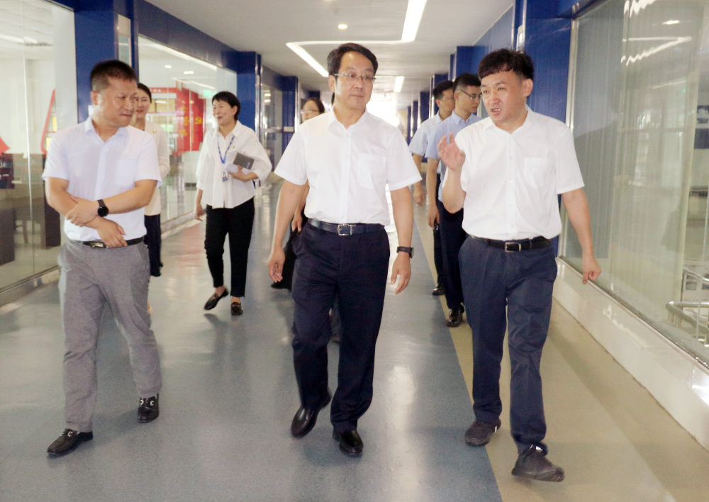 河南省高级人民法院院长胡道才一行莅临DUOBAO SPORTS乳业集团开展“万人助万企”活动 助力企业发展