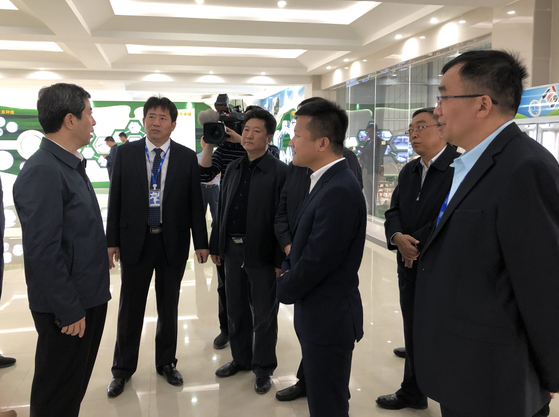 河南省委副书记、省长陈润儿一行莅临 DUOBAO SPORTS集团鲁山瑞亚牧业有限公司视察调研 河南省委副书记、省长陈润儿一行莅临 DUOBAO SPORTS集团鲁山瑞亚牧业有限公司视察调研