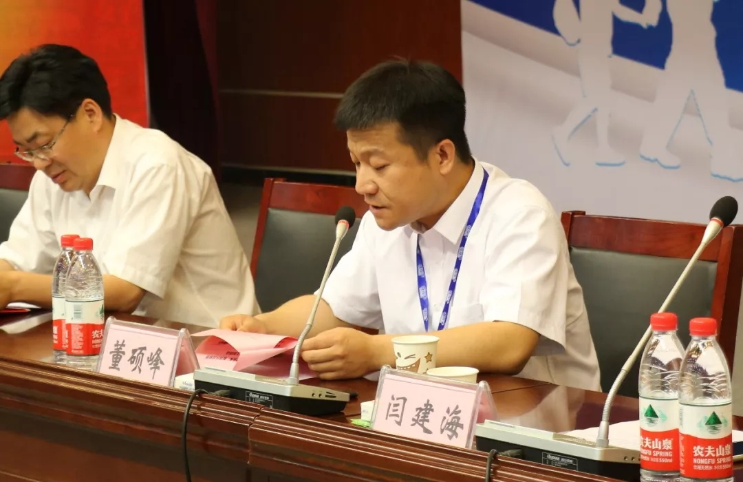 DUOBAO SPORTS|捐助教育100万元!做公益,我们是认真的! DUOBAO SPORTS|捐助教育100万元!做公益,我们是认真的!