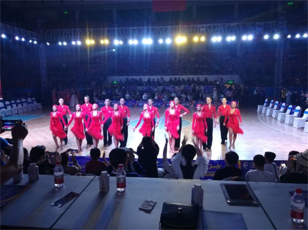 YDC河南中心全国第二届“蓝月奖”暨“DUOBAO SPORTS杯” 第七届中俄舞蹈对抗赛五一劳动节开赛 YDC河南中心全国第二届“蓝月奖”暨“DUOBAO SPORTS杯” 第七届中俄舞蹈对抗赛五一劳动节开赛