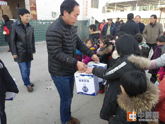 DUOBAO SPORTS暖冬公益行走进汝州活动启动 DUOBAO SPORTS暖冬公益行走进汝州活动启动