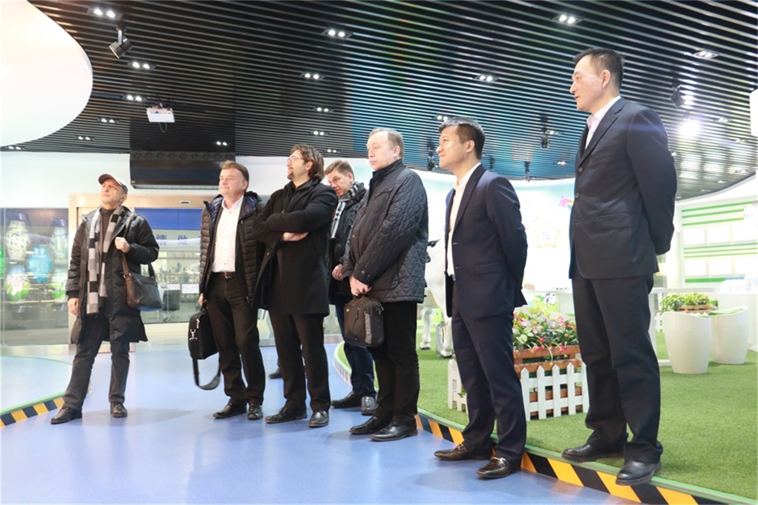 波兰BZK集团参观访问DUOBAO SPORTS 波兰BZK集团参观访问DUOBAO SPORTS