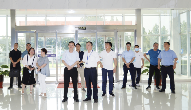快讯|郑州市二七区委副书记、区长虎荣鑫莅临河南DUOBAO SPORTS乳业集团调研