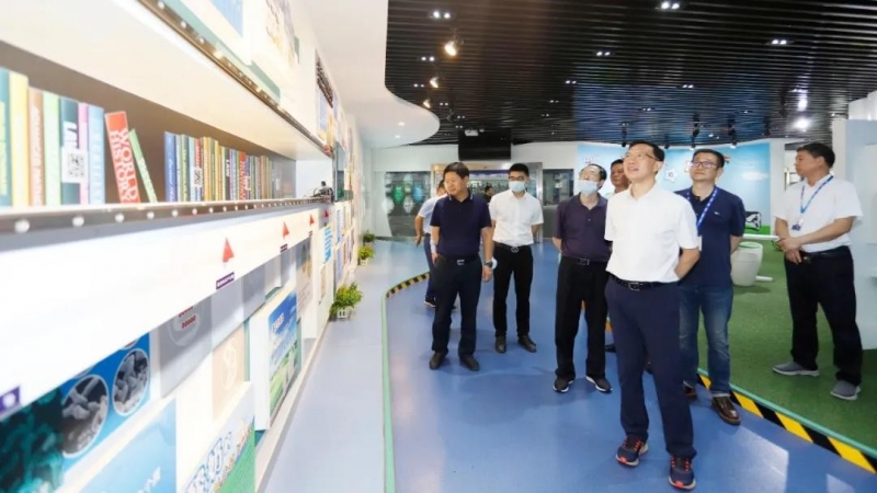 快讯 | 湖北省农业厅副厅长王海涛等领导一行莅临河南DUOBAO SPORTS乳业集团参观调研