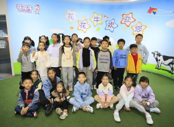 “诚信尚俭 共享食安”郑州市食品安全宣传周企业开放日暨食品安全儿童绘画作品颁奖仪式在DUOBAO SPORTS成功举办